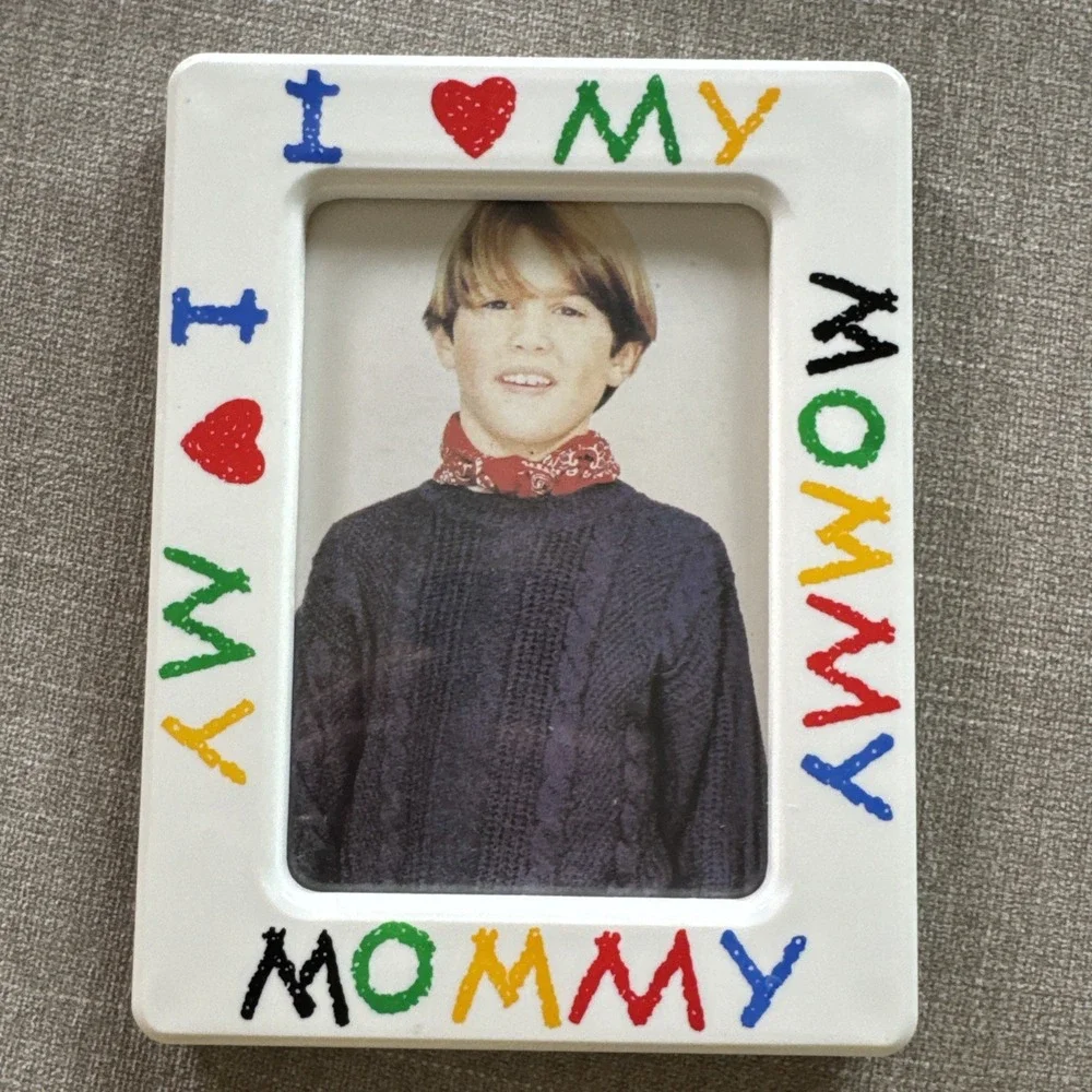 Vintage‎ I Love My Mommy Plastic Picture Crayon Style Photo 3.5 x 5.25
